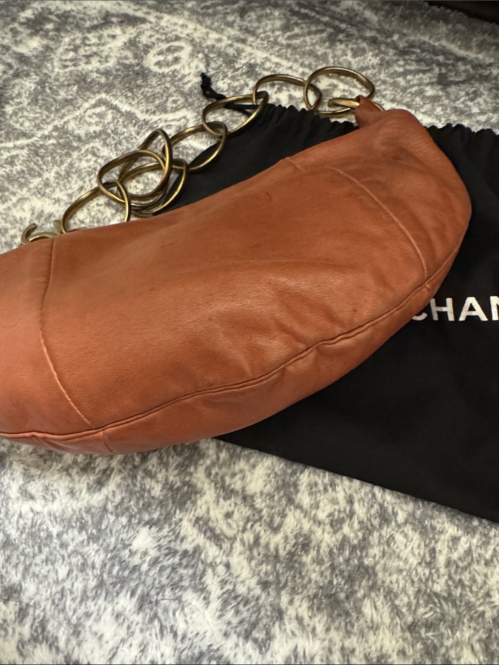 Chanel Vintage Chain-Handle Crescent Shoulder Bag in Mauvey Pink - Picture 5 of 6